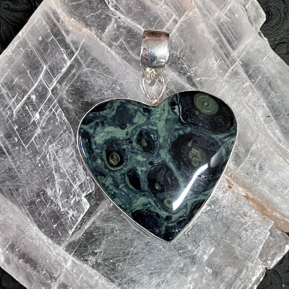 Kambaba Jasper Heart Pendant Stone Crystal Jewelry - Picture 5 of 6